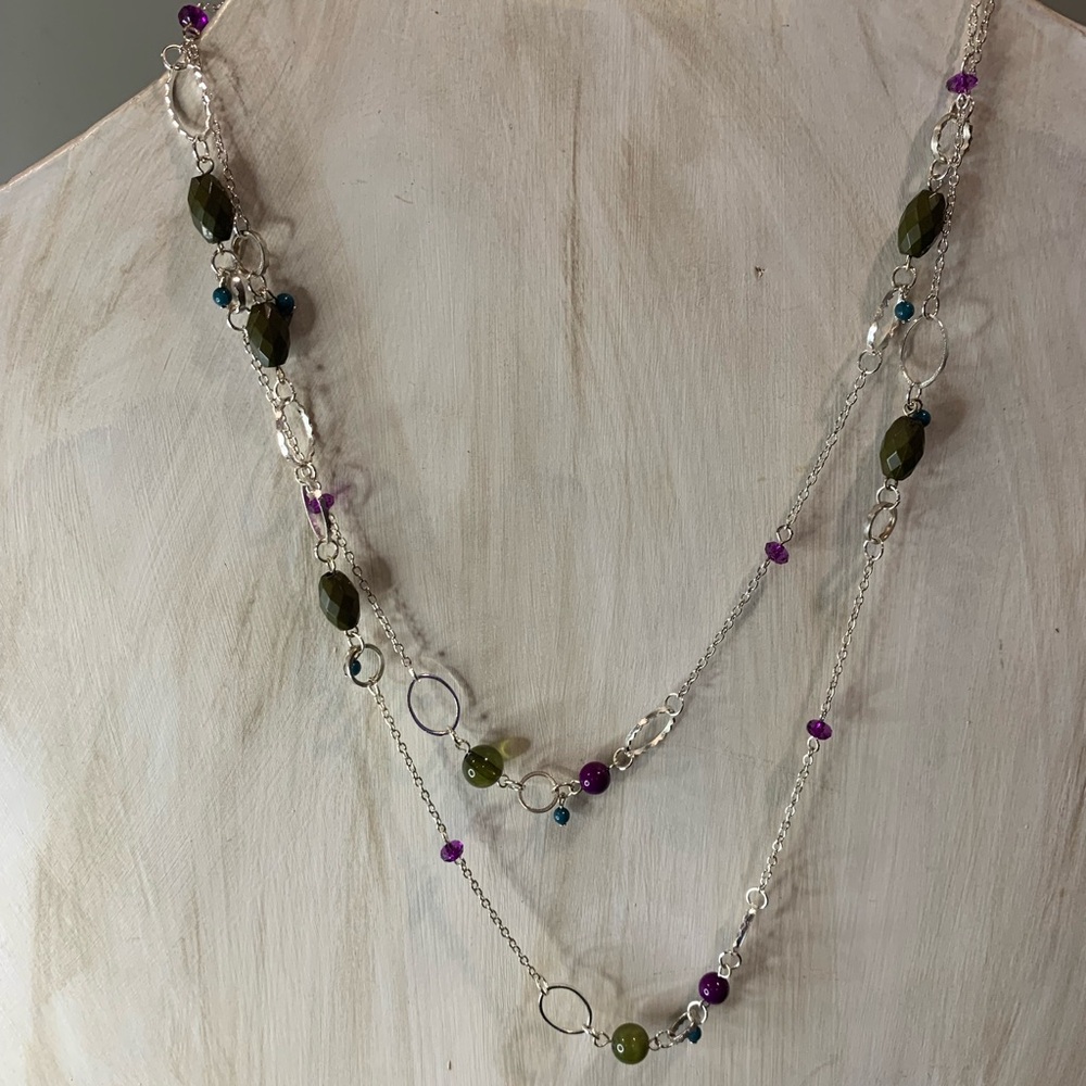Elegant Multicolor Beaded Necklace